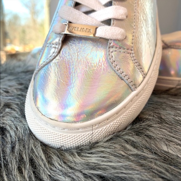 J Slides metallic leather sneakers display pair - Picture 7 of 7